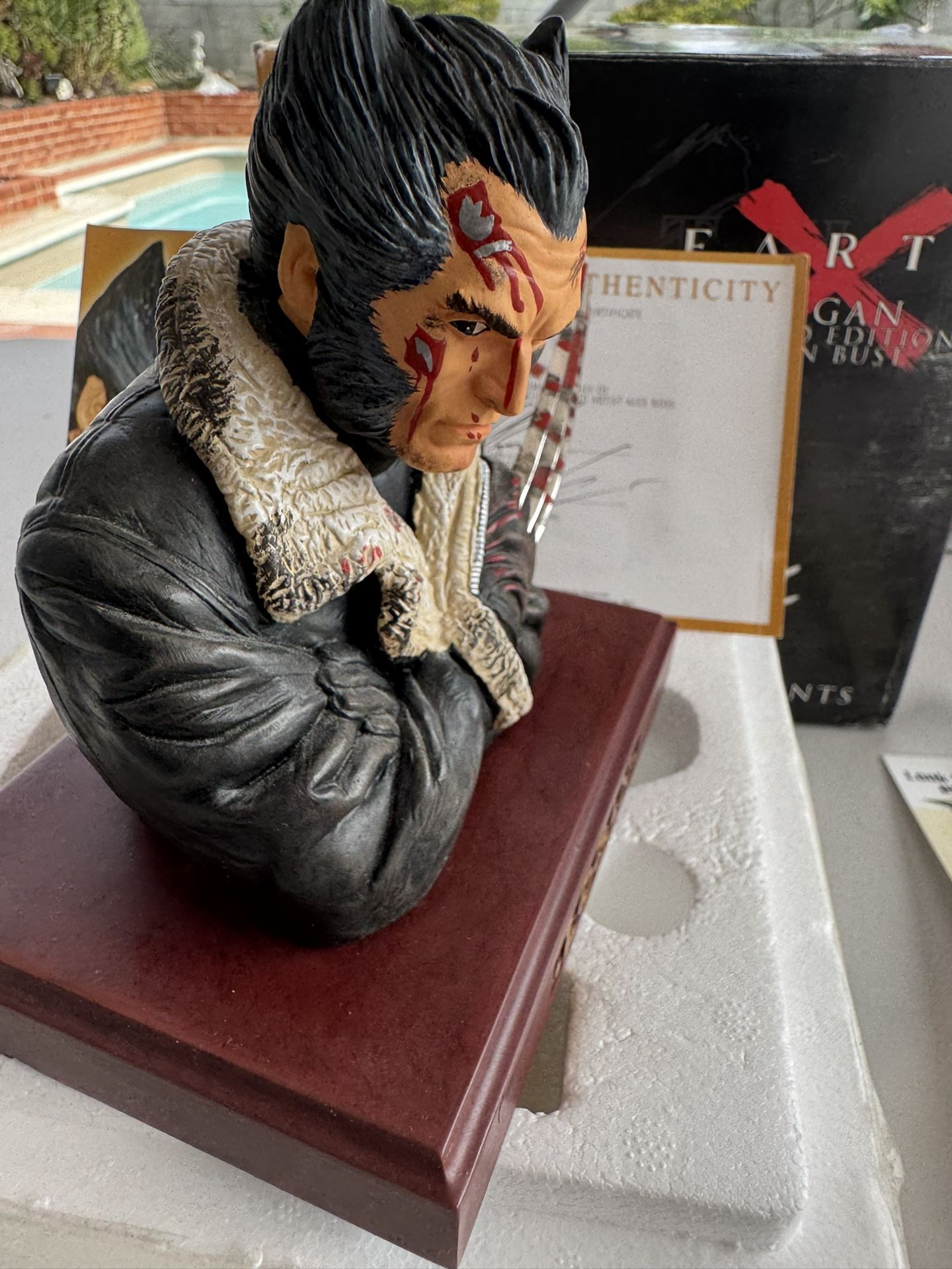 Wolverine Logan Bust Sculpture Statue Marvel X-Men Limited Dynamic Forces Alex Ross Earth X