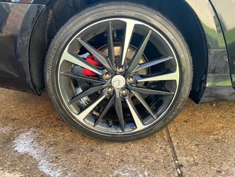 235/40/R19 5 lug universal 5x114.3  nice condition no curve  $700