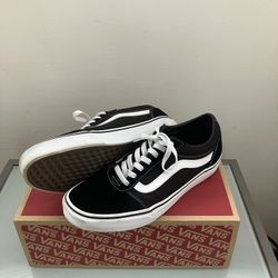 Classic Black Men’s Vans Shoes