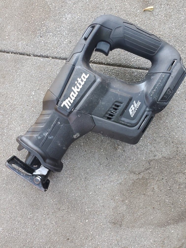 Makita 18v Sawzall (TOOL ONLY)