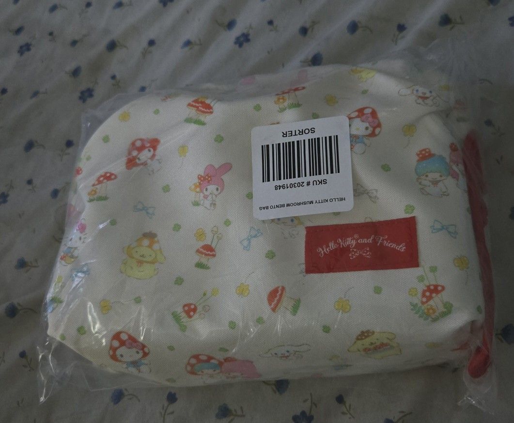 Hello Kitty and Friends bento box