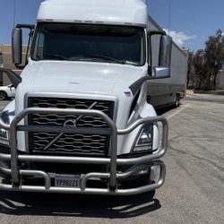 Volvo Vnl The price includes the guard and bracket kit.