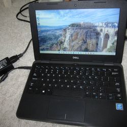 Dell Latitude 3190 laptop 11.6" screen Intel Pentium Silver 1.1Ghz 8GB - $99 (Schererville)