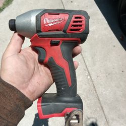 Milwaukee M18 Impact Drill