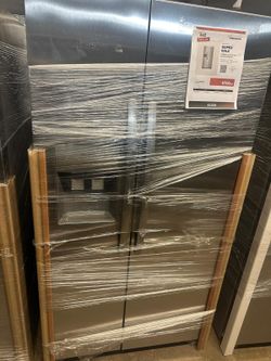 Frigidaire FRSS2623AS Refrigerator