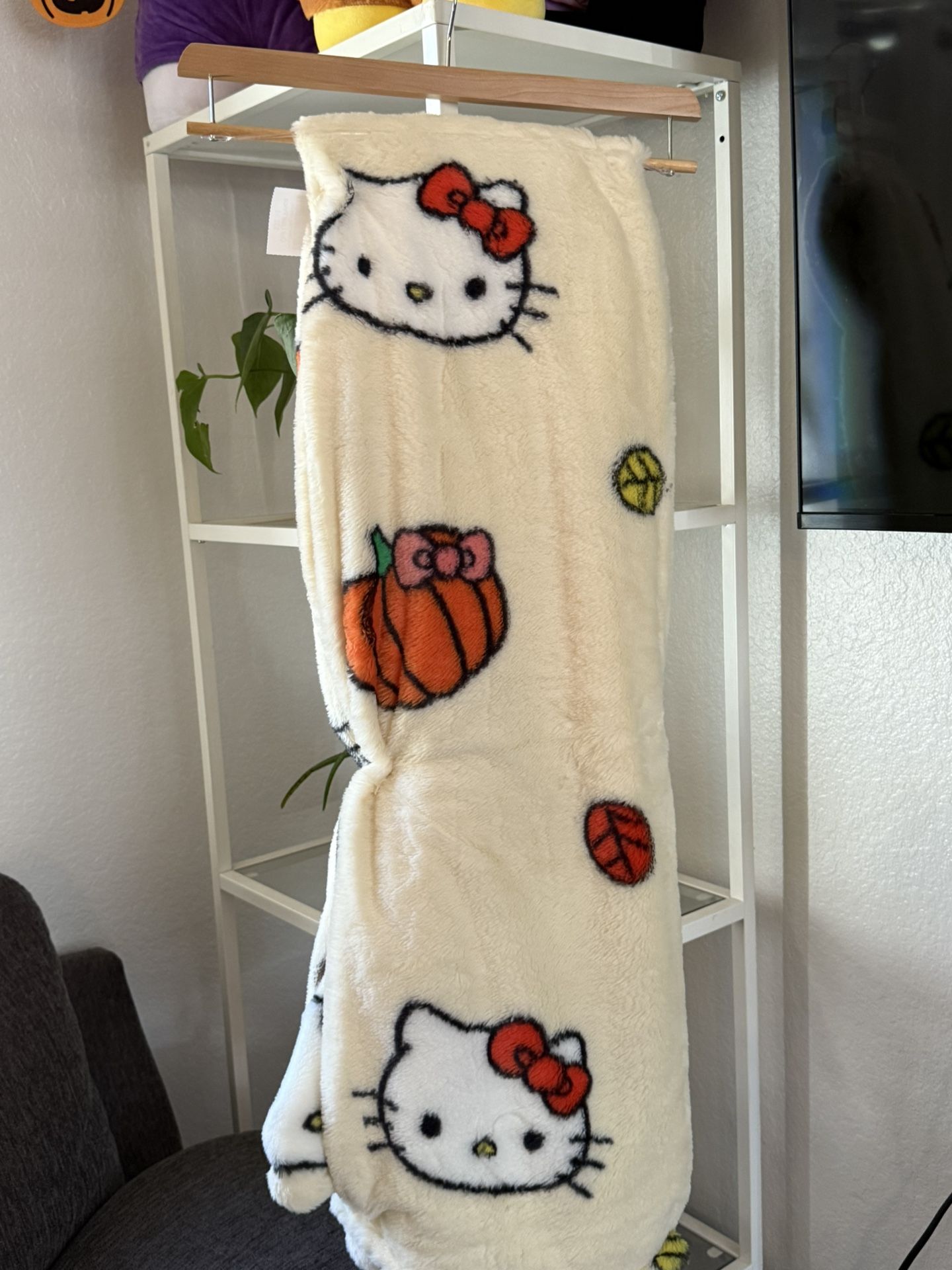 Hello Kitty Blanket