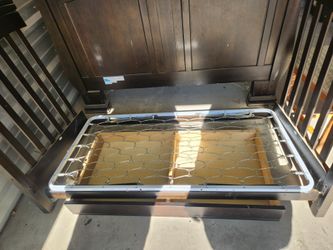 Toddler bed frame