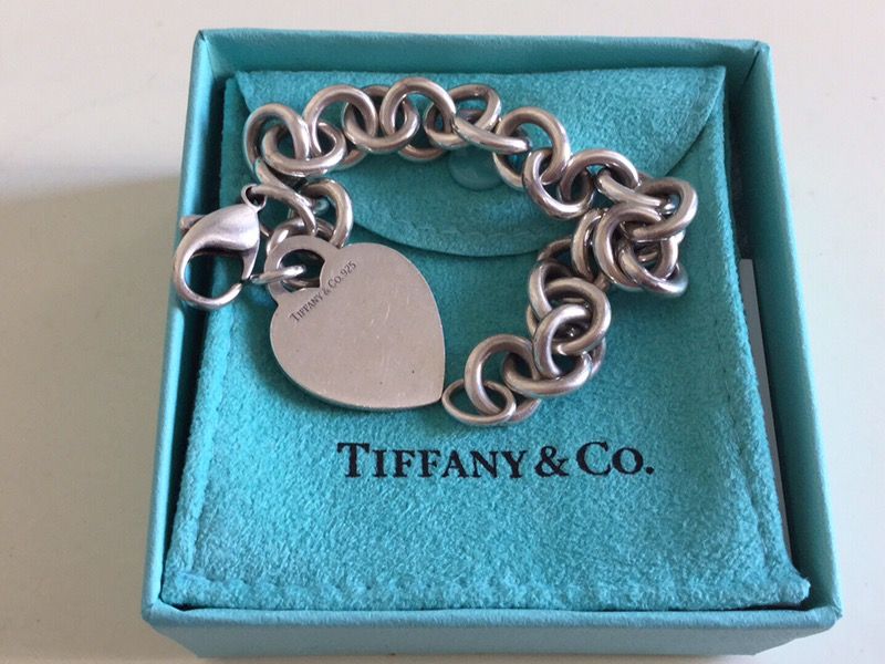 Tiffanys silver heart bracelet pickup zip 55414