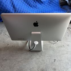Apple Thunderbolt Display / Monitor Great Condition