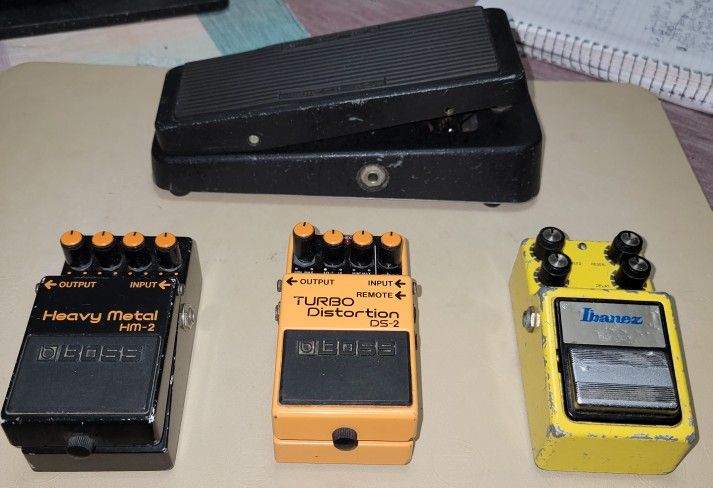 WANTA SOUND LIKE A ROCK STAR ? ONLY THE BEST EFFECTS (PETALS AROUND)