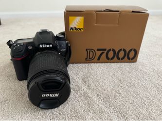 Nikon D7000 DSLR Camera + Nikon 18-140mm VR Lens + Original Box