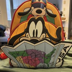 Loungefly Mini Goofy Book Bag