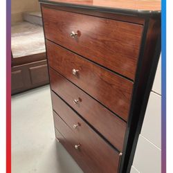 5 Drawer Dresser 
