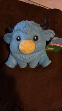 Squeezy fidget toy