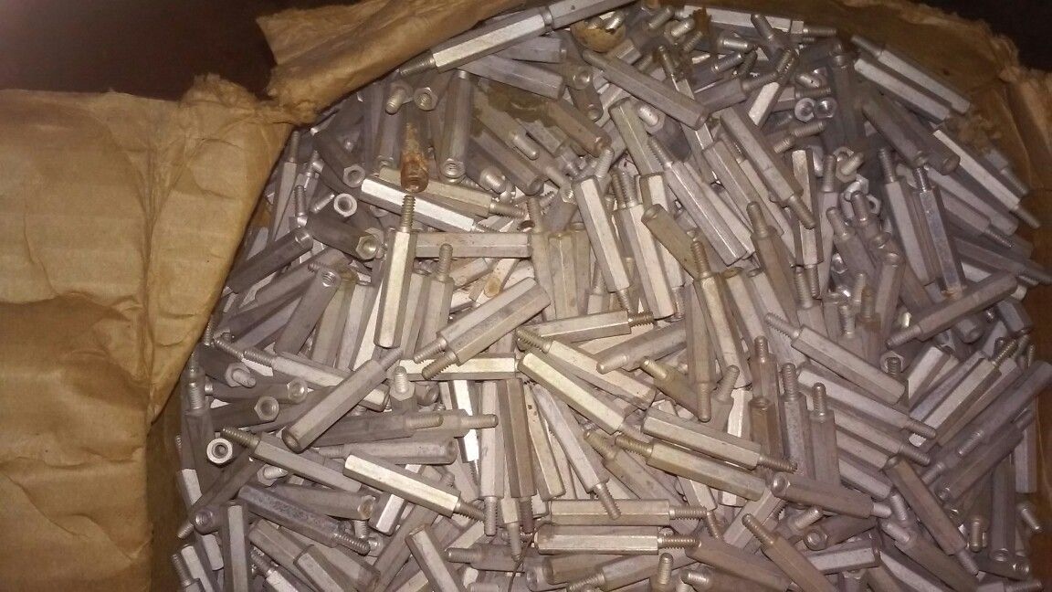 30 lb box of standoffs