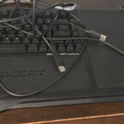 Roccat Sova Mechanical Keyboard Lap Pad
