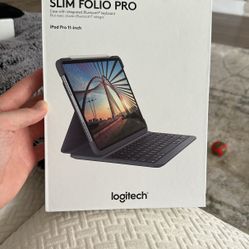 iPad Pro 11-inch Folio Pro Keyboard 