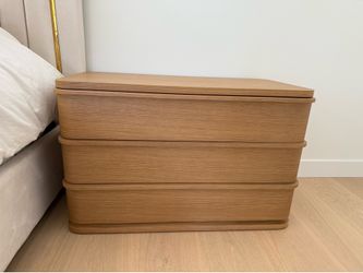 RH LIGNE CLOSED NIGHTSTAND 38” light brushed oak