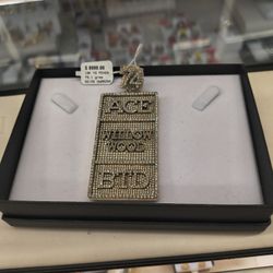 10k Solid Gold Diamond Pendant 79.1 Grams Layaway Available 10% Down If You Interested Please Make Sure You Ask For Maribel Thank You 