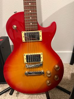 Epiphone Les Paul Studio LT Cherry Sunburst