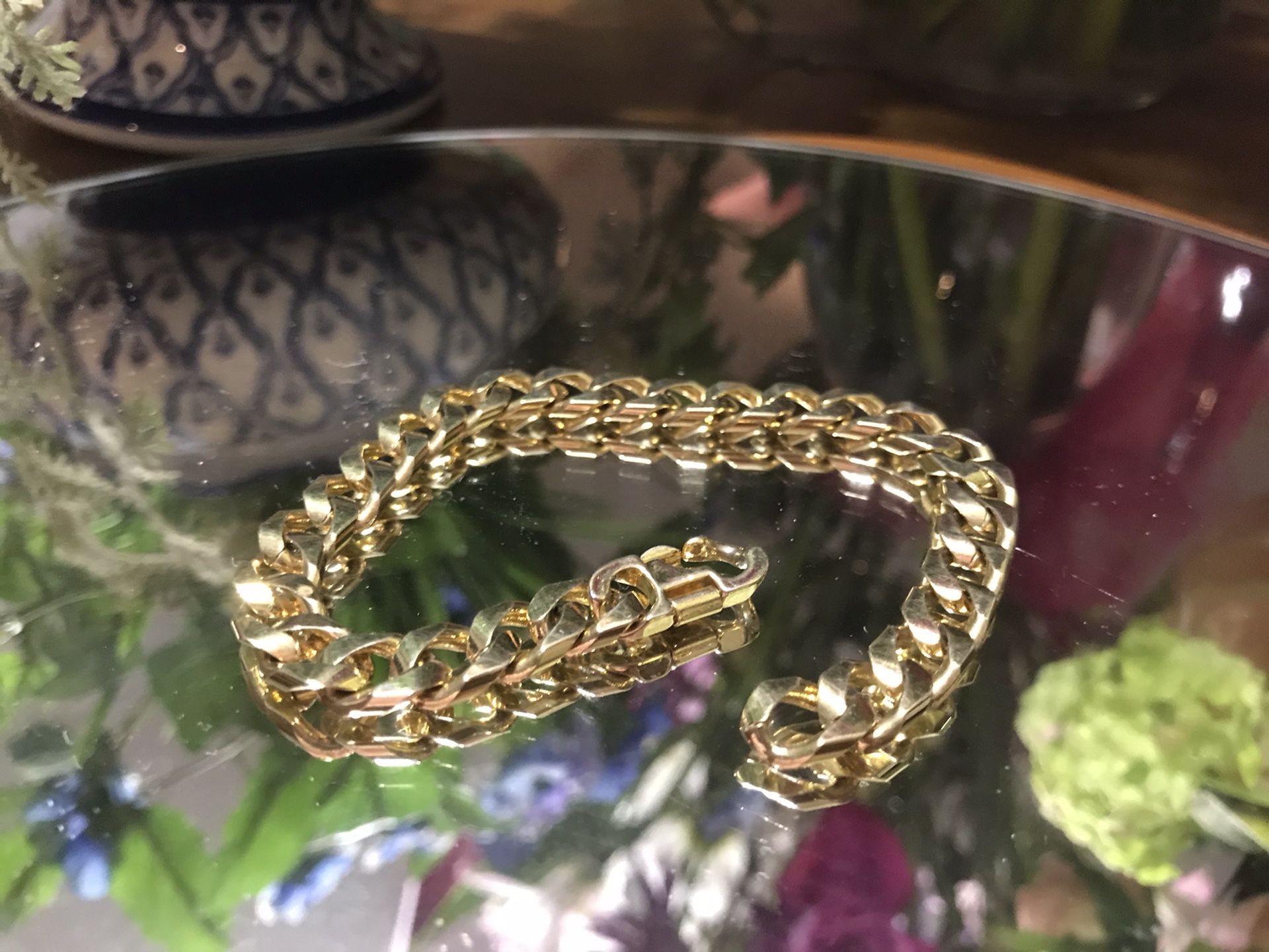 Beautiful! Gold Link chain Bracelet