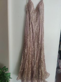 vestido solo se usó 1 ves