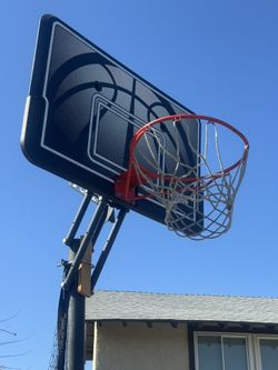 Free Basketball Hoop. Must Pick Up!!!