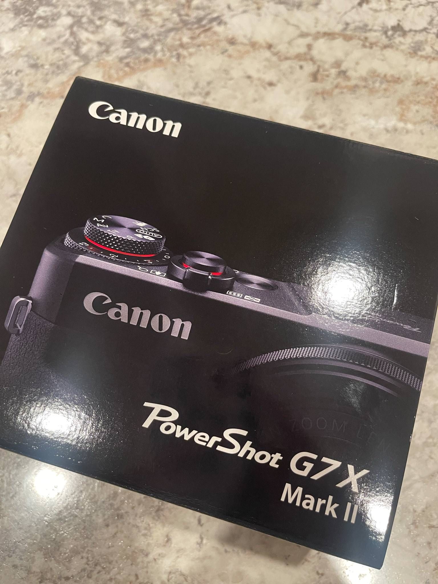 Canon G7X Mark II