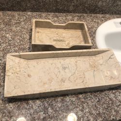CHAMPAGNE MARBLE TRAYS