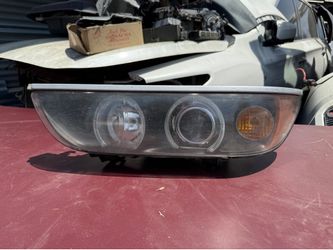 2003 BMW 530 HEADLIGHT RIGHT PASSENGER SIDE RT SIDE OEM (X-6)