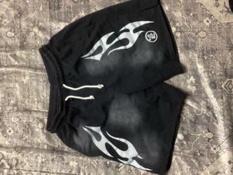 Hellstar shorts sz M Black