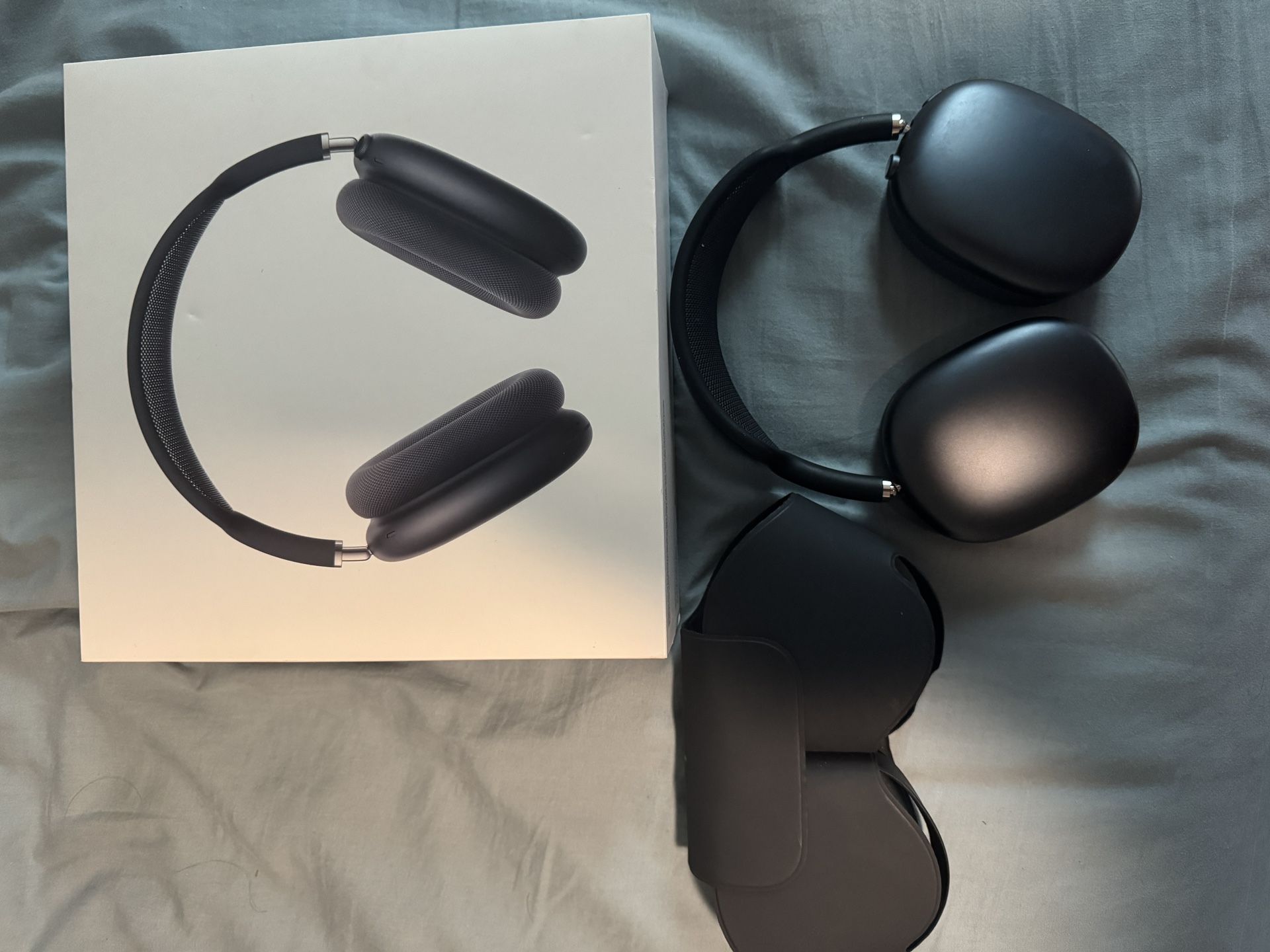 AirPods Max