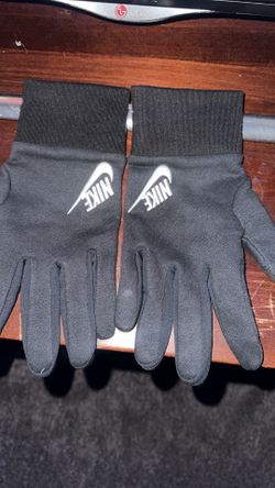 Nike men’s club gloves