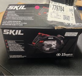SKIL 7-1/4 In. 15 Amp Corded Circular Saw