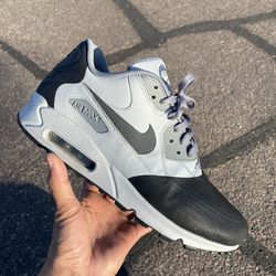 Sz 11 Nike Aor Max 90 Goretex $60 FIRM NO TRADES