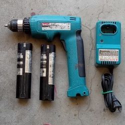 MAKITA Drill