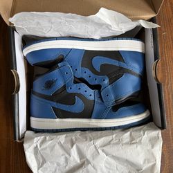 NIKE JORDAN 1 RETRO HIGH OG MARINA BLUE/BLACK-WHITE