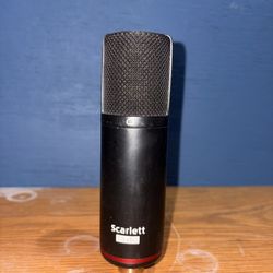 Focusrite Scarlett condenser microphone