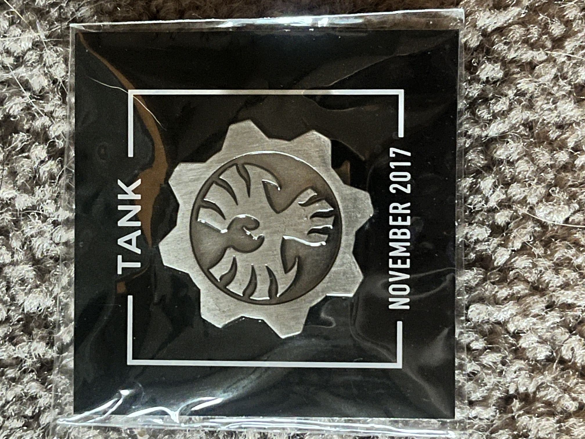 Looting Game Pin