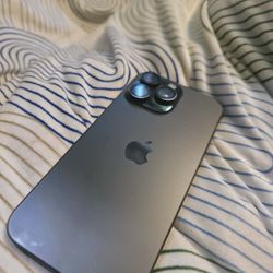 Apple iPhone 16 Pro Max 256gb UNLOCKED