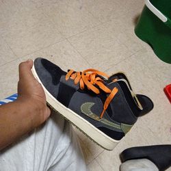 I have shoes that are to little like way to little if u can take them of my hands pls do. going no lower den 10 on everything