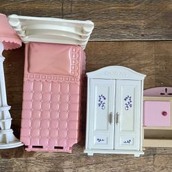 Mixed Doll House Furniture Accessories