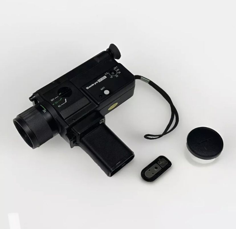 SANKYO EM 20XL SUPER 8 FILM CAMERA