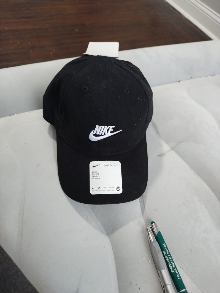 Black Nike Child Hat. Strap Adjustable 