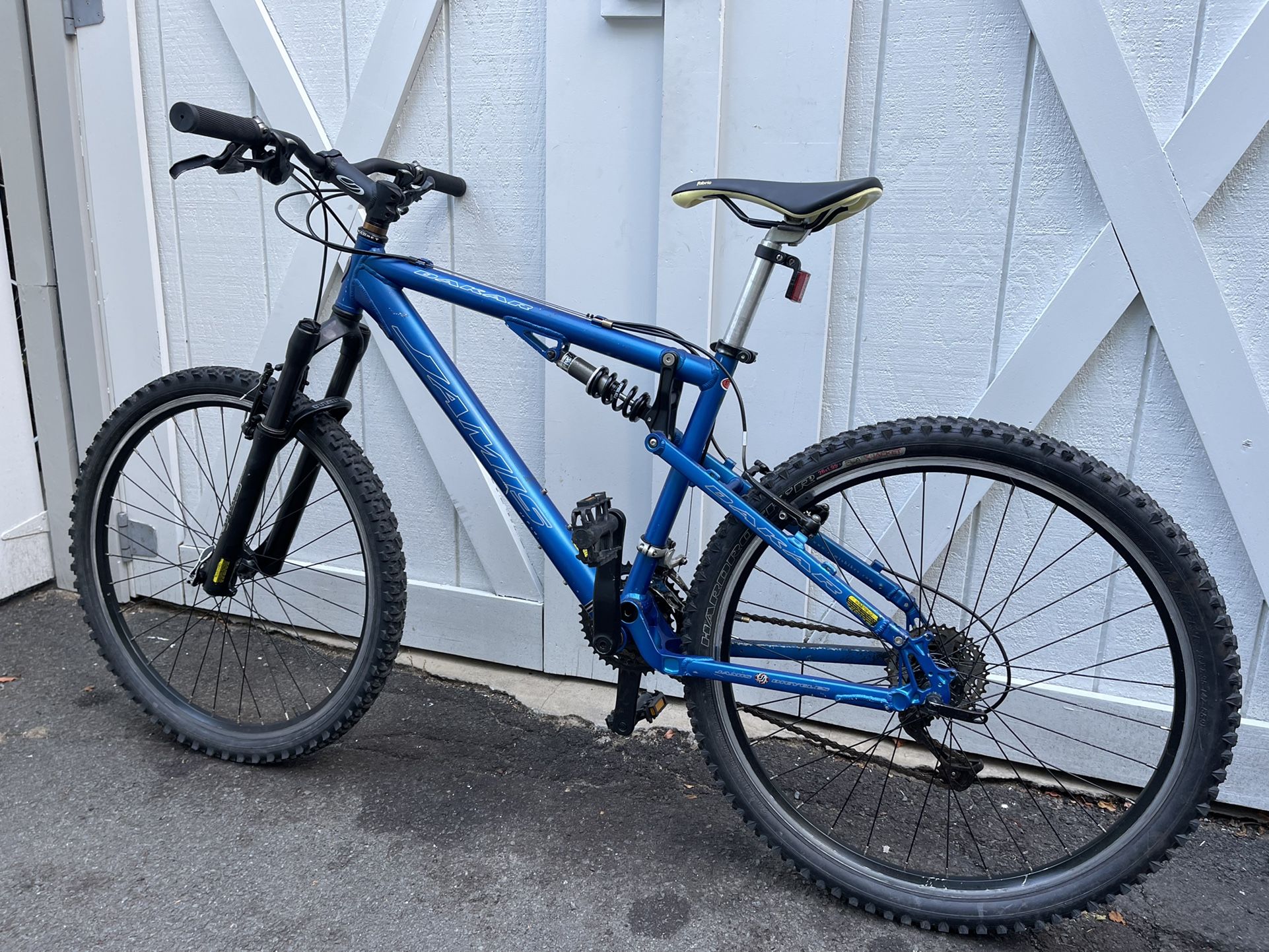 Jamis Dakar 17” Aluminum medium Full Suspension 26” Mountain bike 