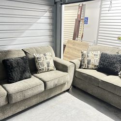 Sofa set