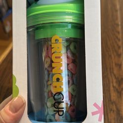 Cereal Snack Cup With Milk Compartment 