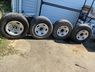 Set of 8 lug Chevy/GM Truck Wheels with Tires
