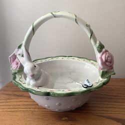 Really Cute Vintage Ceramic Easter Bunny Basket ceramic new