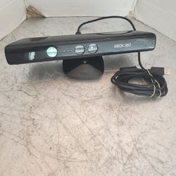 Microsoft Kinect Sensor Bar for Xbox 360 video game 1414  Camera Unit